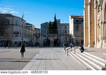 Nimes, Occitanie, France, 12 31 2022 - Square Of The Saint Baudilus Church In Old Town