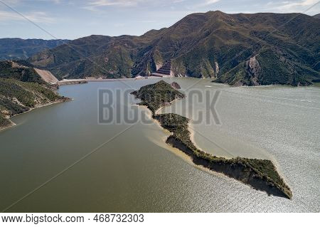 Pyramid Lake In California. It Is A Reservoir Formed By Pyramid Dam On Piru Creek In The Eastern San