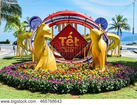 Nha Trang, Vietnam - 13 January 2023: Decoration With Golden Cats And Flowers For Tet Lunar New Year