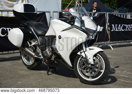 Pasay, Ph - Nov 27 - Honda Vfr Motorcycle At Freedom Ride Festival Motorshow On November 27, 2022 In