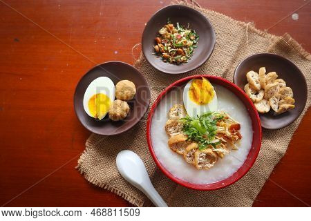 Congee Porridge With Chicken Slice, Tofu, Egg. Congee Porridge From Hong Kong. Chinese Food