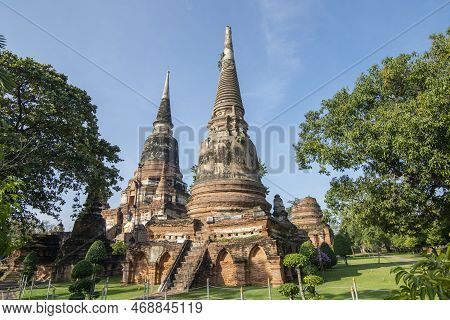 Thailand Ayutthaya Wat Yai Chai Mongkon