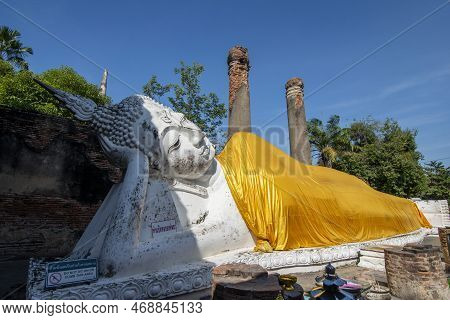 Thailand Ayutthaya Wat Yai Chai Mongkon