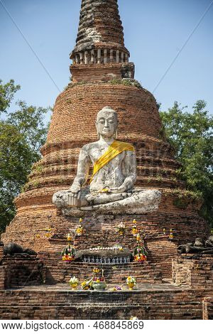 Thailand Ayutthaya Wat Worachettharam