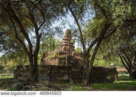 Thailand Ayutthaya Wat Warapho