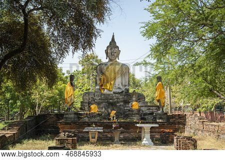 Thailand Ayutthaya Wat Warapho