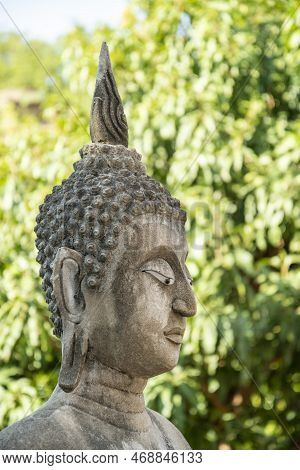 Thailand Ayutthaya Wat Yai Chai Mongkon