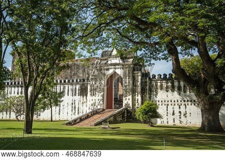 Thailand Lopburi Narai Ratchaniwet Palace