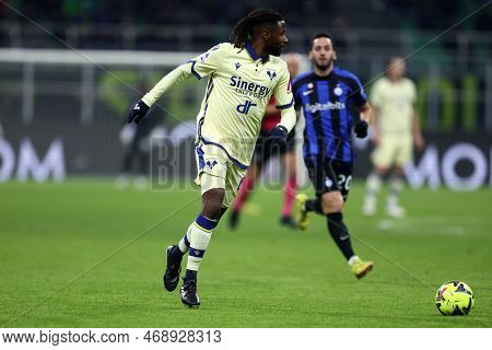 Adrien Tameze Of   The  Serie A Match Beetween Fc Internazionale And Hellas Verona At Stadio Giusepp