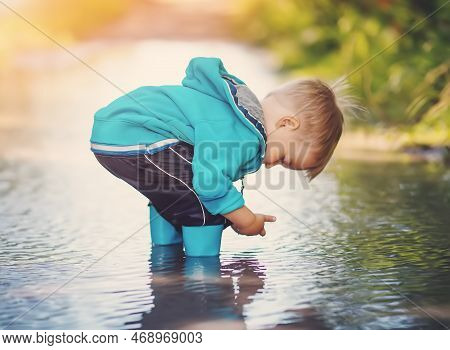Puddle Images, Illustrations &amp; Vectors (Free) - Bigstock