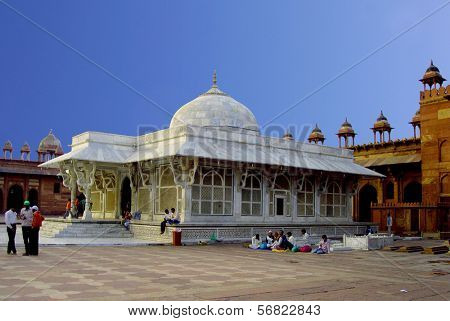 Marble tomb of Shaikh Salim in Fatehpur Sikri, Agra, India