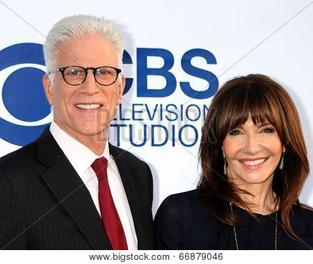 LOS ANGELES - MAY 19:  Ted Danson, Mary Steenburgen at the CBS Summer Soiree at the London Hotel on May 19, 2014 in West Hollywood, CA