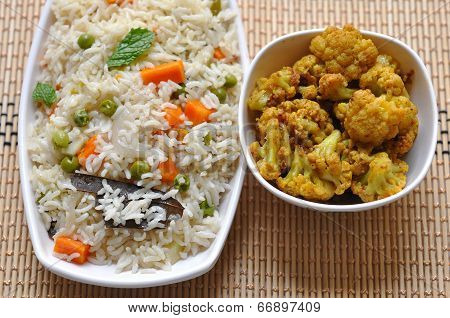 Vegetable pulav and curry