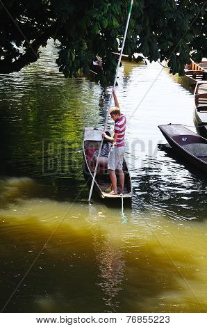 Couple on punt, Oxford.