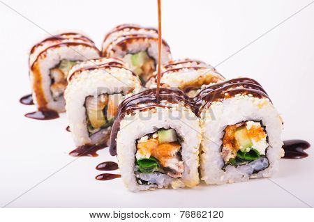 eel sushi roll