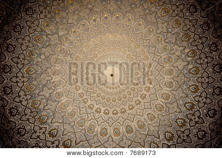 Kopule mešity, orientálními ornamenty ze Samarkandu, Uzbekistán