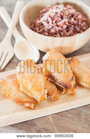 Grilled Chicken Wings With Multi Grains Berry Rice