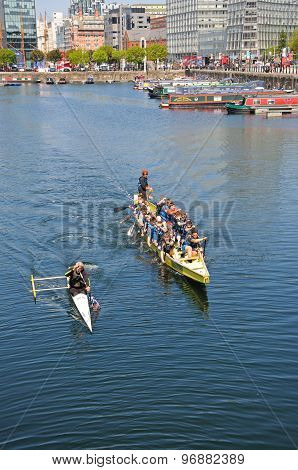 Children rowing in Salthouse Dock.