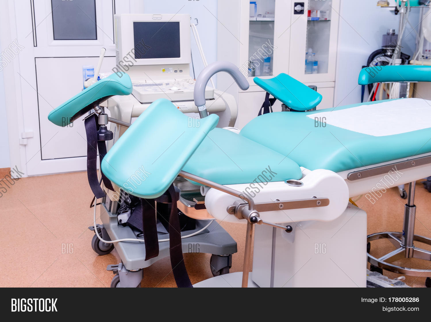 Gynecological Surgery Image & Photo (Free Trial) | Bigstock