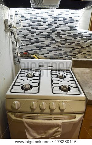 Clean White Stove