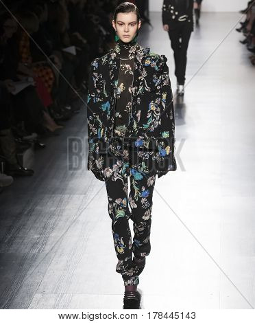 Prabal Gurung - Fall 2017 Collection