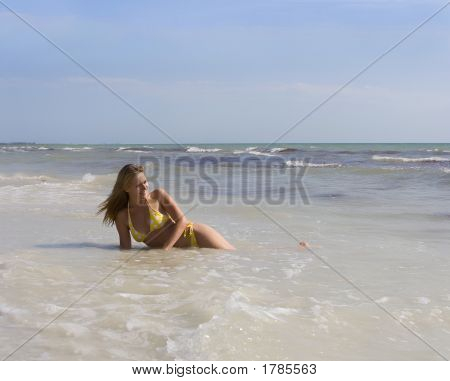 Na praia