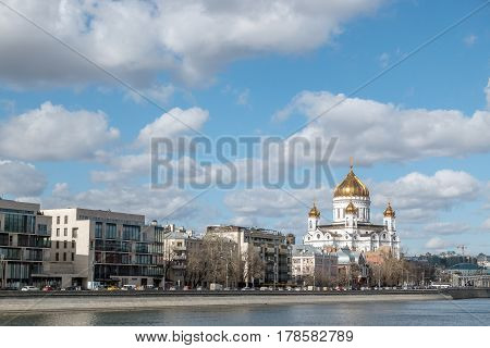 Citscape to Moskva river Cathedral of Christ the Saviour. cloud and sky in the spring day
