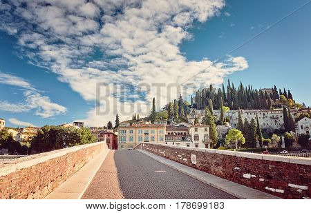 Beams Morning Sun Bridge Ponto Pietra River Adige Italy Verona