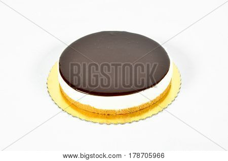 Prepared for special occasions, delicious and beautiful cake