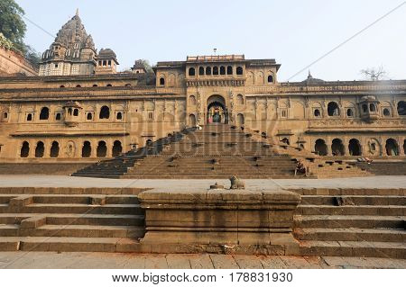 People Walking In Front Of Maheshwar Palace On India
