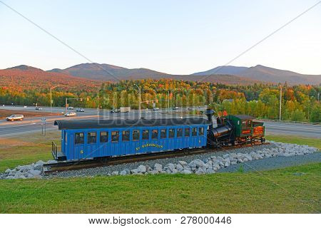 Mt Washington, Nh, Usa - Sep. 27, 2014: Historic Stream Cog Railroad Moosilauke At Twin Mountain Cha