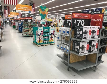 Park City, Ut, 12/28/2018: Various Baby Formula Packages On The Shelves Of A Walgreens Drug Store.
