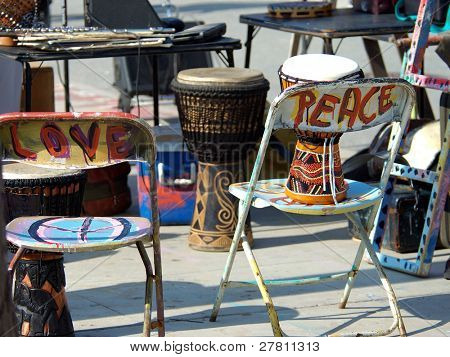 Palco de uma banda de Reggae que joga na rua e demonstra para a paz