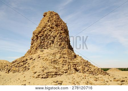 The   Antique Pyramids Of The Black Pharaohs
