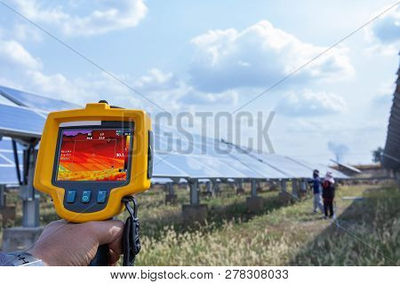 Thermoscan(thermal Image Camera), Industrial Equipment Used For Checking The Internal Temperature Of