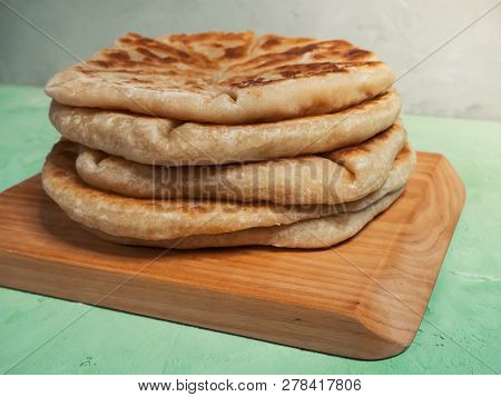 Afghan Snacks. Afgan Potato And Scallion Bread - Bolani Kachaloo.