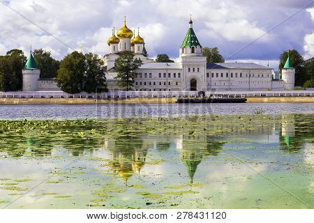 Ipatiev Monastery In Kostroma, Russia.gold Ring Of Russia