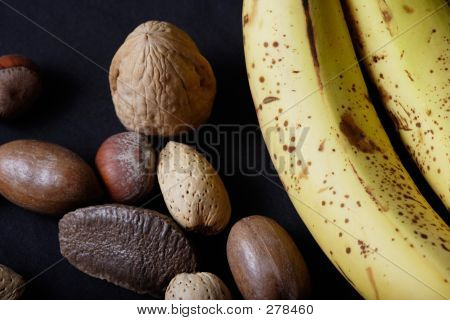Banan og nødder