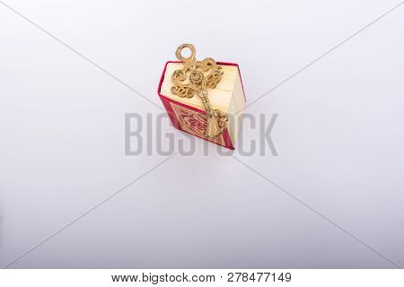 Retro Key And Islamic Holy Book Quran In Mini Size