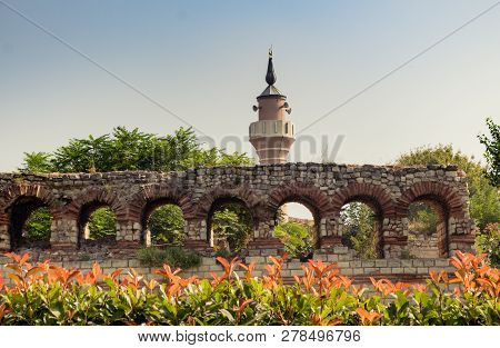 Minaretseen Behind  City Walls Of Constantinople In Istanbul, Turkey