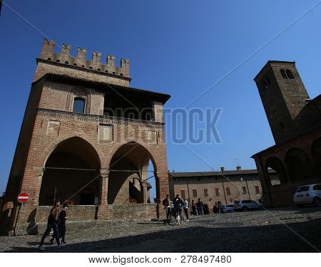 Castell Arquato, Italy - October 14, 2018: View Of Castell Arquato, A Beautiful Town In Italy