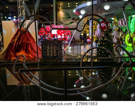 Neon Light  Of Humen Face Smile With Blur Background