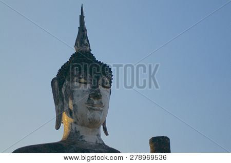 Close Up Of The Wat Mahathat Buddha's Face