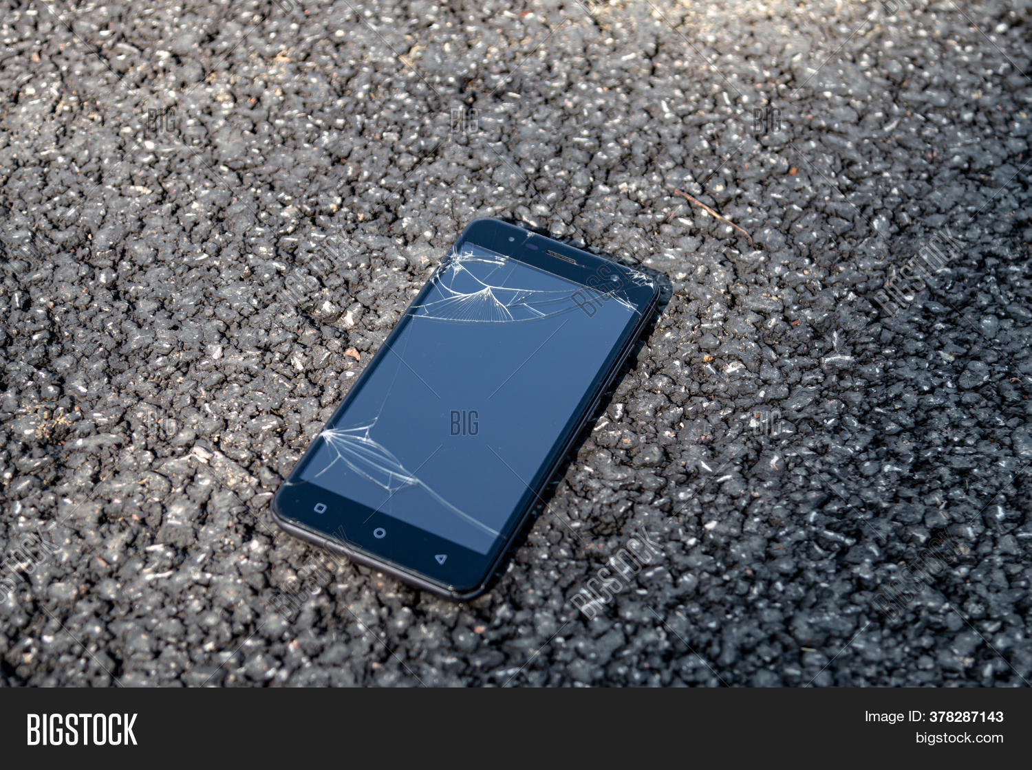 Broken Phone Screen On Image & Photo (Free Trial) Bigstock