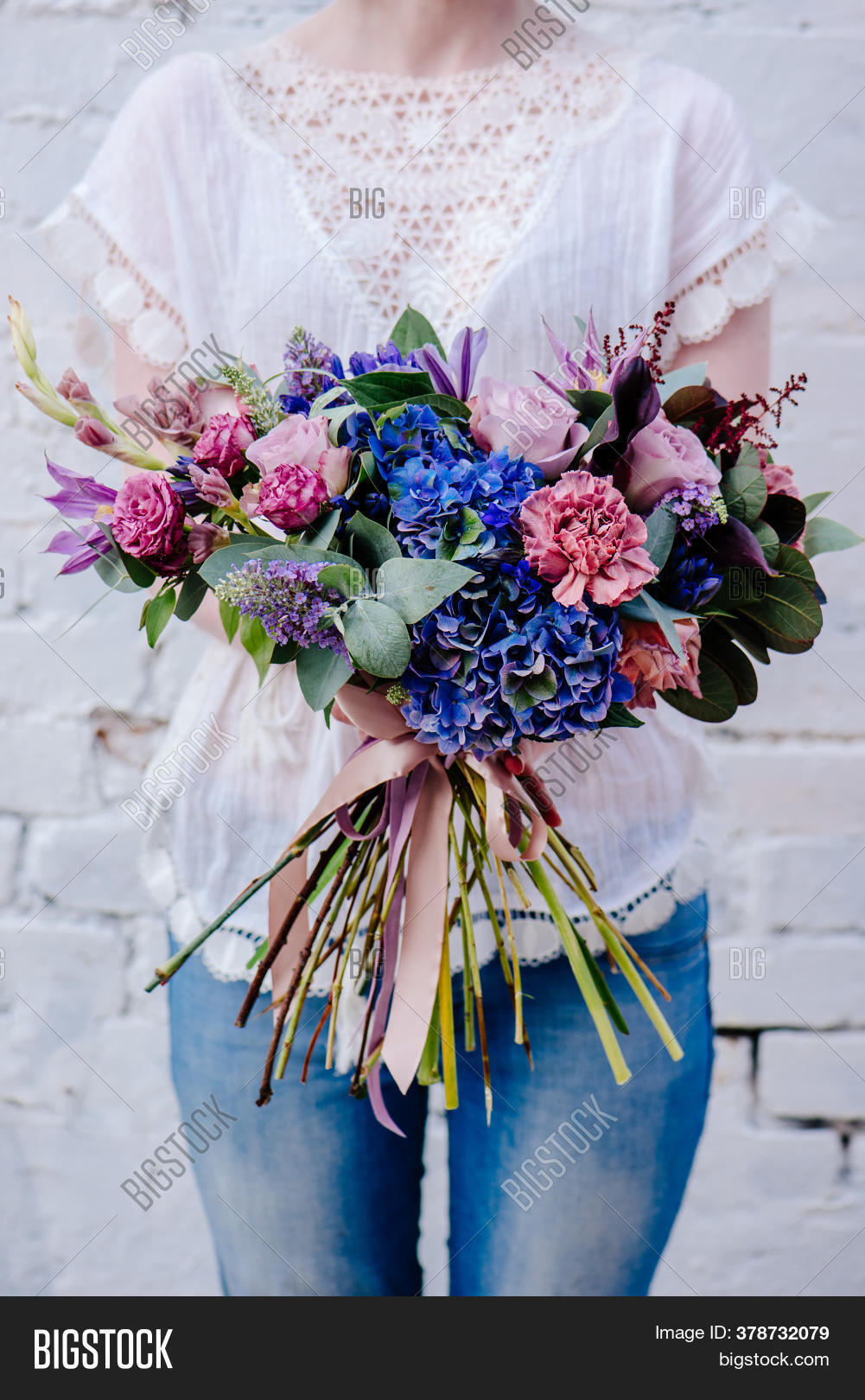 Bouquet Flowers Hands Image & Photo (Free Trial) Bigstock