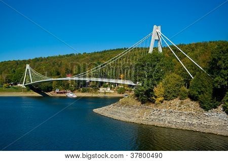 Broen over åen, dam Vranov.