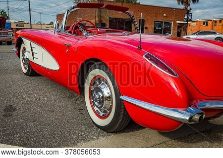 Jesup, Ga - March 17, 2018: Close Up View Of A 1960 Chevrolet Corvette At The Jesup 2018 St. Patrick