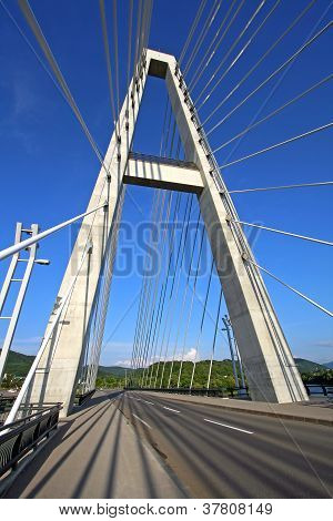Kabel-blieb BrÃ¼cke