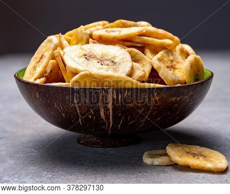 Healthy Sweet Snack, Crispy Dehydrated Unsugared Banana Chips In Bowl