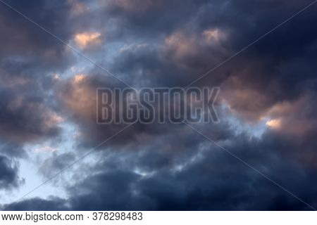 The Sky Before The Storm Beautiful Landscape Photo